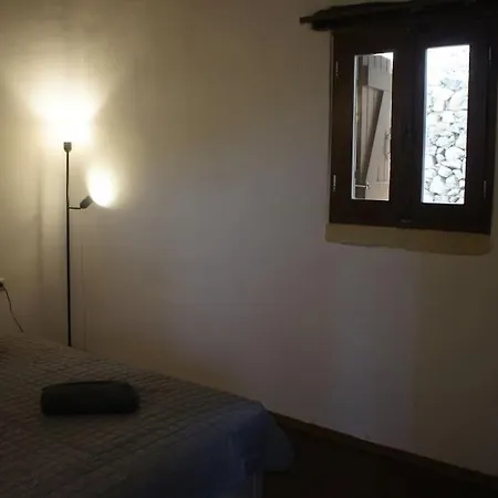 Rosales Stone House Holiday home *