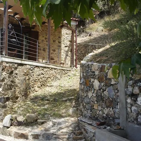 Rosales Stone House Prázdninový dům